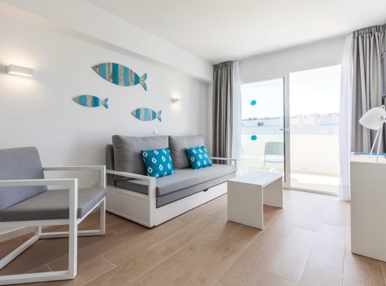BLUESEA Gran Playa livingroom