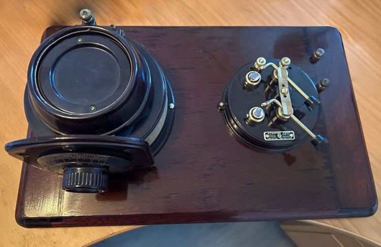 Atwater_Kent_Crystal_Set_Top