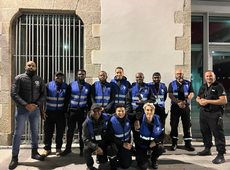 équipe de 9 agents de sécurité SEYF sécurité durant protection et assistance évènement en Bretagne