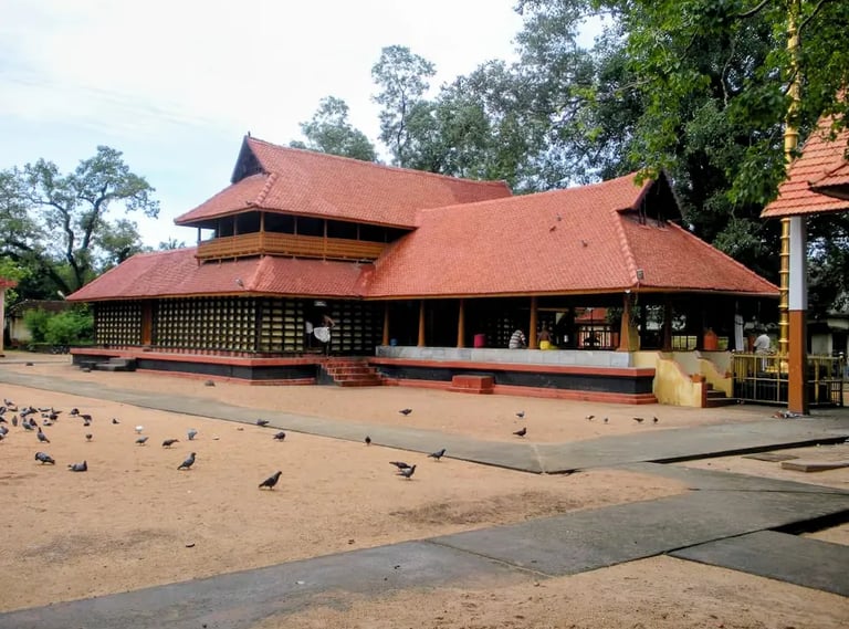 Mullakkal Rajarajeswari Temple in Alleppey, Kerala, a historic Hindu temple dedicated to Goddess Rajarajeswari.