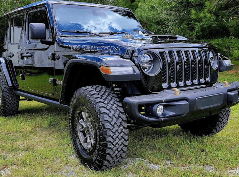A Jeep with Complete Detailing from D and P auto detailing