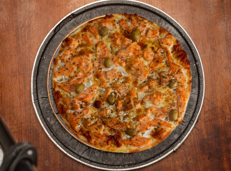 Pizzaria em Porto Alegre da Marquês Pizzaria com  salmão