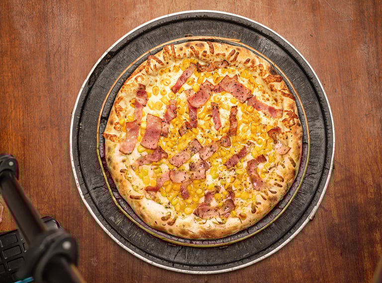 Pizzaria em Porto Alegre da Marquês Pizzaria com  milho e bacon