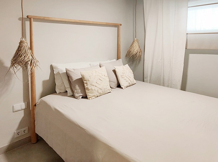 Casa Nalu bedroom with queen size bed