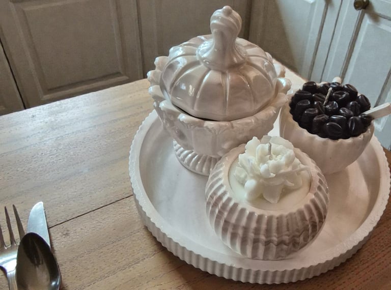 Gipso keramikos rinkinukų kategorijos nuotrauka