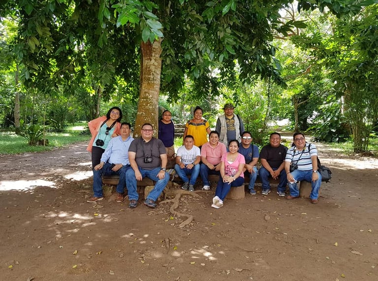 Excursión comunitaria en gestión cultural