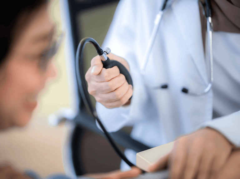 Médicos a domicilio en Quito 24 horas para empresas y colaboradores – atención médica corporativa MedGo