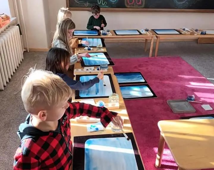 2 klasė Klaipėdos Valdorfo mokykloje - tapyba