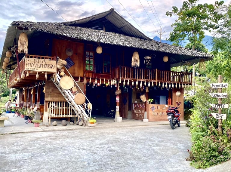 Du Gia Field View Homestay