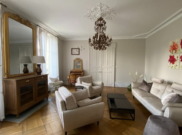 The living room of a Maison de Maître, manor house