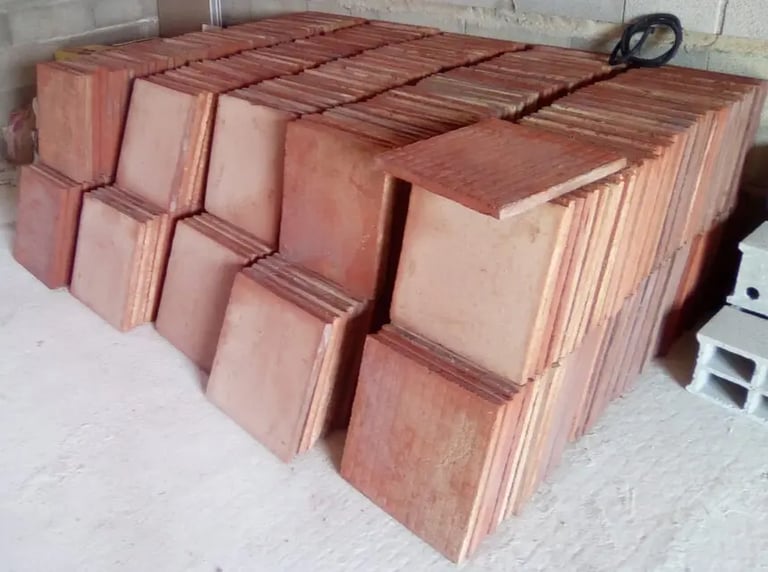 Terre cuite coloris rosé varié