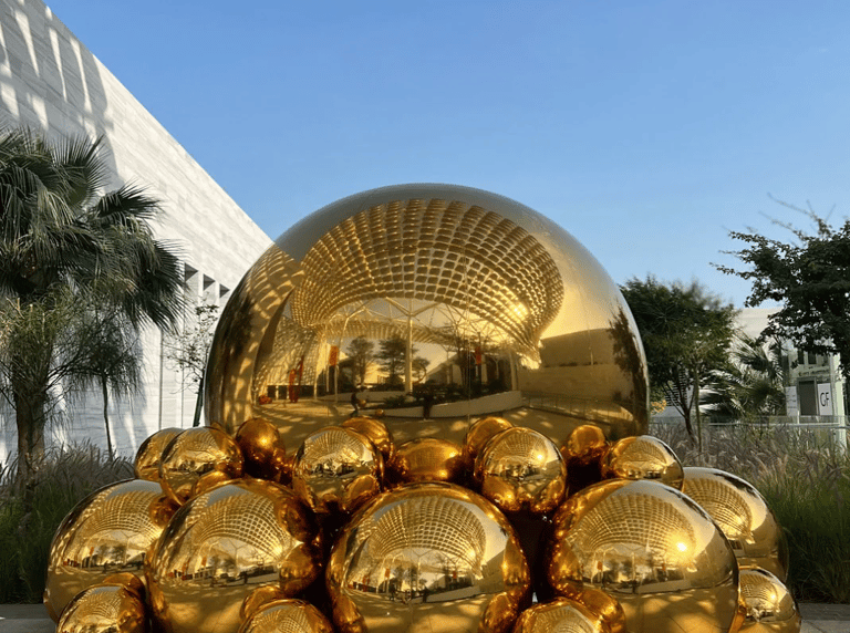 Ensemble de sphères géantes