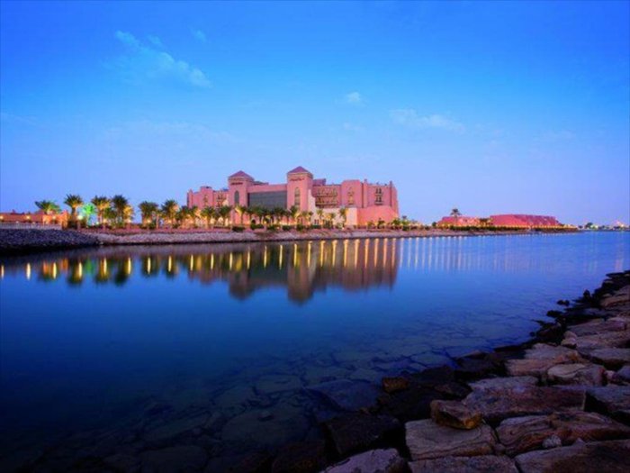MΓΆvenpick Hotel & Resort Yanbu