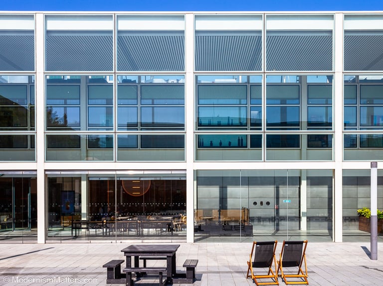 Milton Keynes Shopping Building (Centre M:K) ● Milton Keynes, UK ● D. Walker, S. Mosscrop and C. Woodward ● 1975-1979