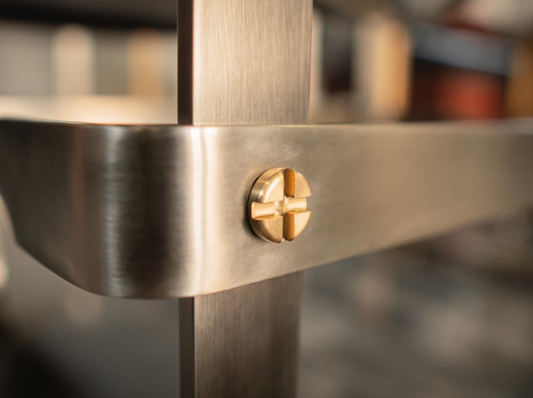 GORIGO para Jover Valls videoshooting furniture mobiliaro lujo piel