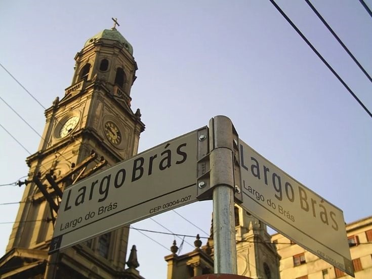 placa no bairro do brás