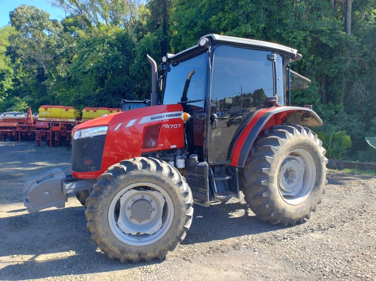 Tipo: Trator | Marca: Massey Ferguson | Modelo: MF4707 | Ano: 2020