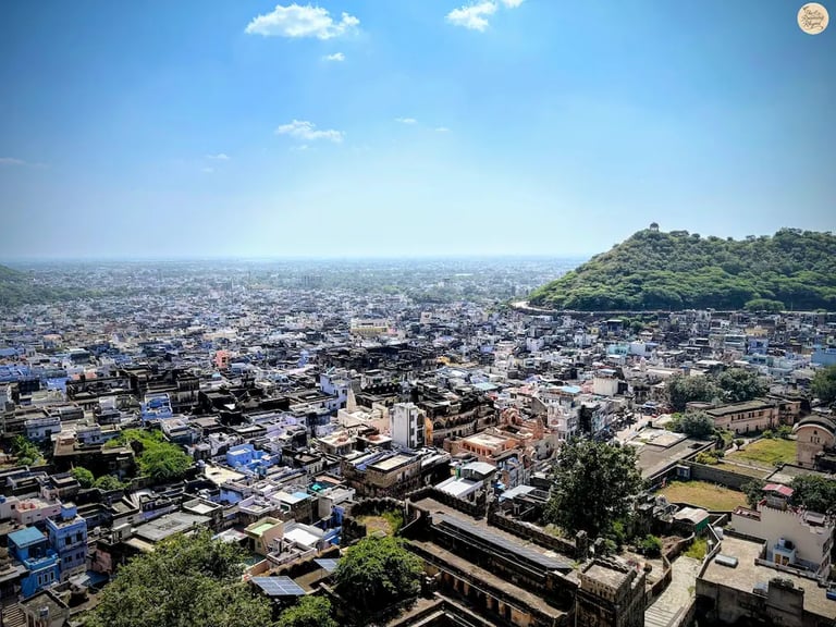 Bundi sprawls below — blue, bright, and timeless.