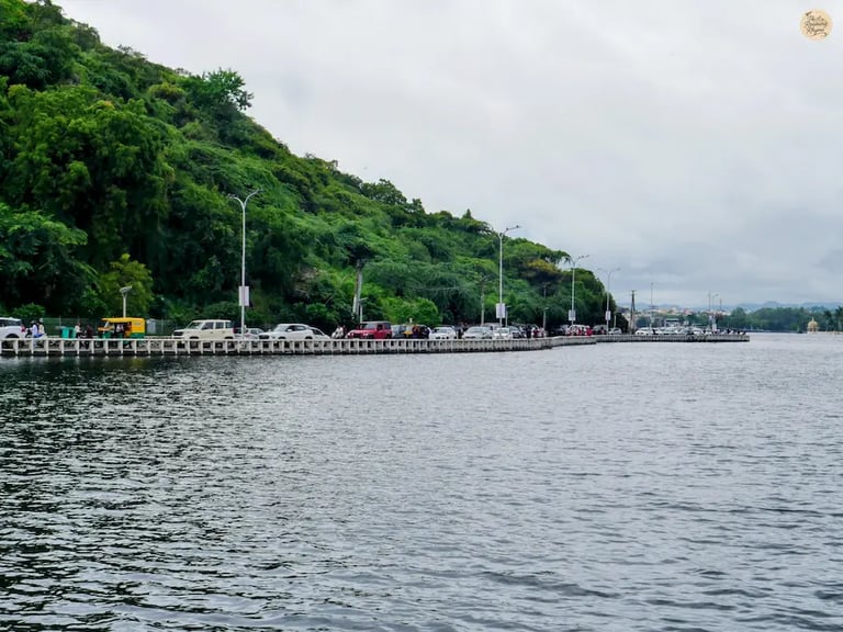 Fateh Sagar Ki pal udaipur rajasthan.