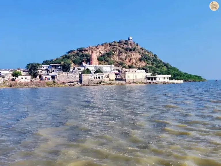 Shakhambhari Devi Temple overlooking the tranquil waters of Sambhar Lake.