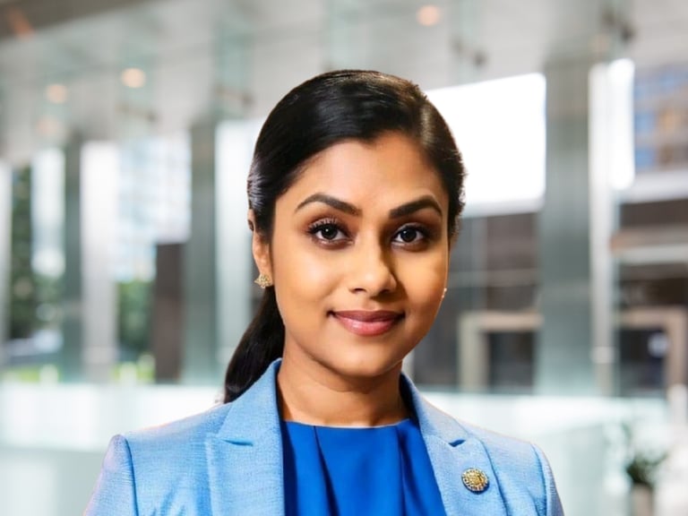 Dr. Akanya Siva Bowmanville Optometrist, eye doctor