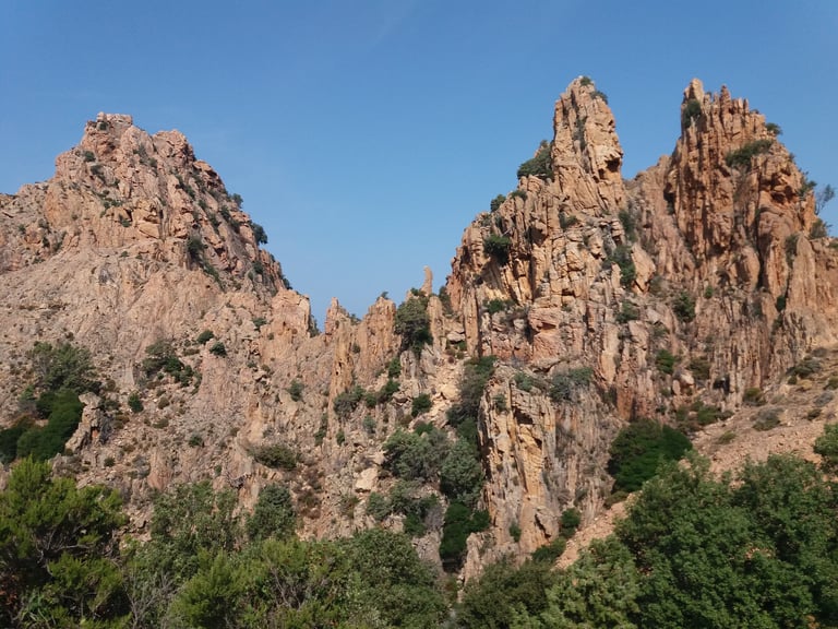 Randonner en Corse