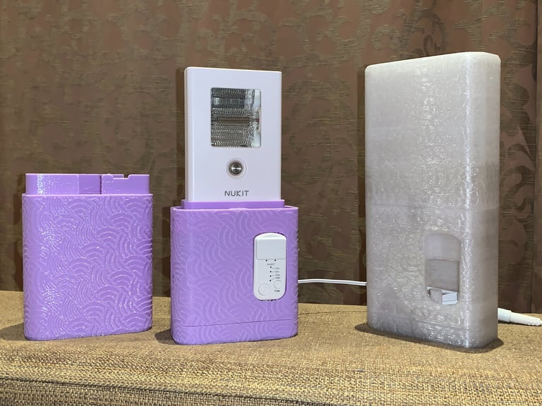 2x Nukit Protector case, purple open, clear-white closed