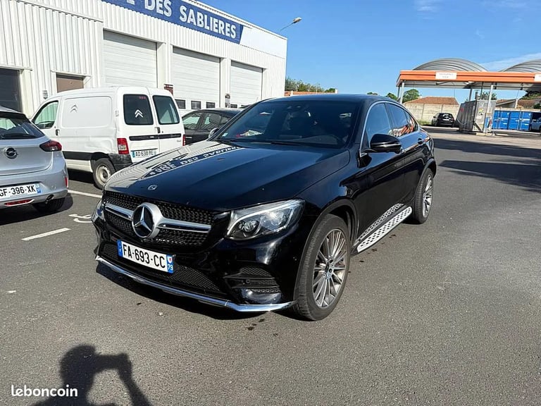 Mercedes glc 2,2 litre CDI noire de 2018, 127000 km, à vendre à 34990 euros