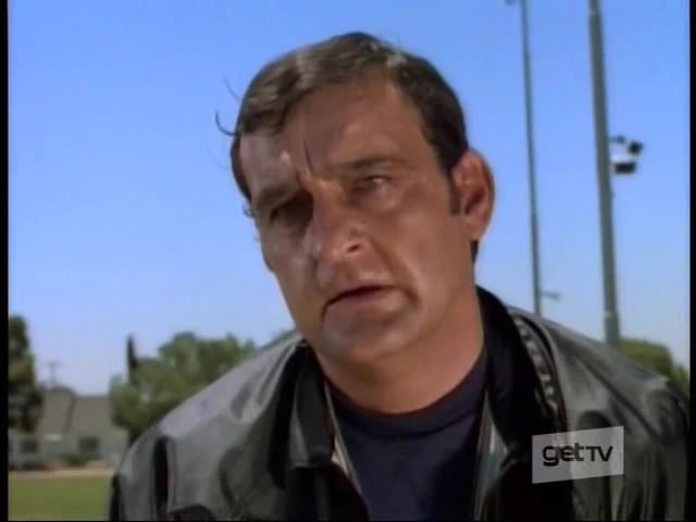 Victor French in Dan August