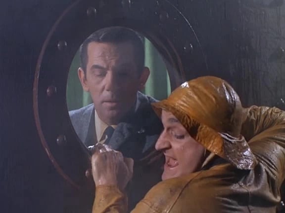 Victor French in Get Smart