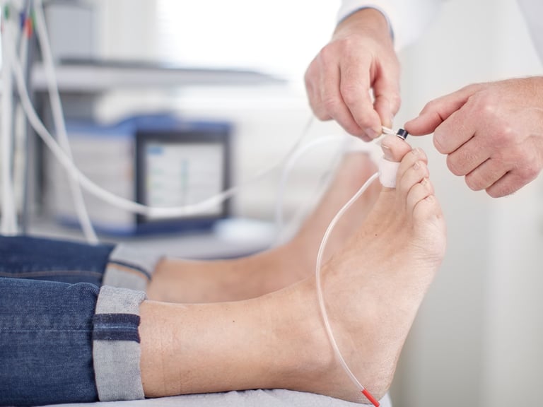 vascular ultrasound photoplethysmography ppg finger toe pressure index digital diabetes blood flow peripheral artery disease