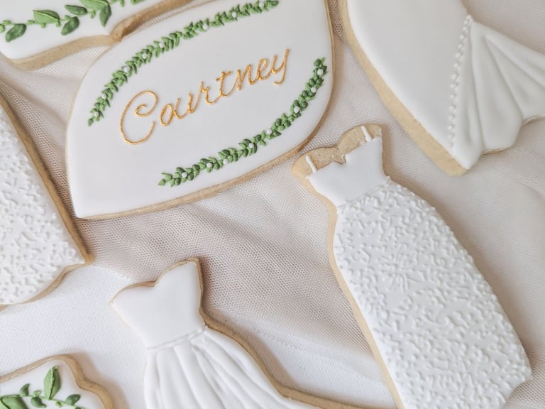 Cookies of wedding dresses