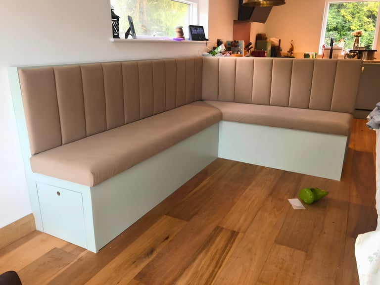 The Upholstery and Design Studio South Buckinghamshire - Leather Upholstery