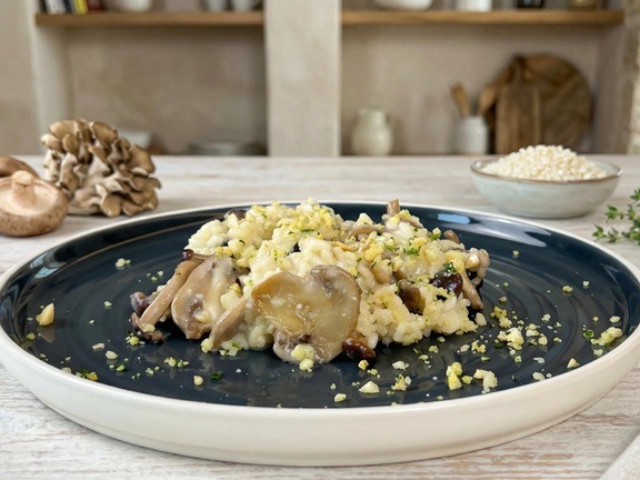 Vegan recipe for mushrooms risotto