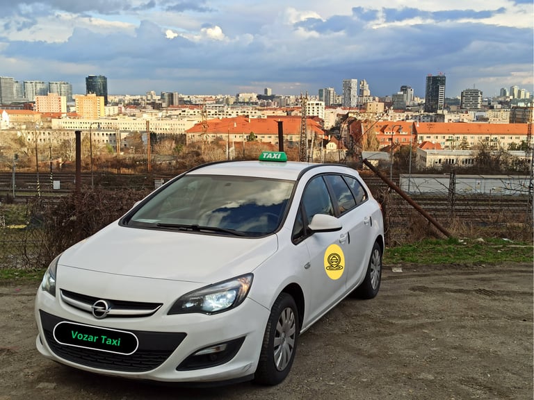 vozar taxi opel astra