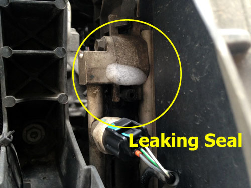 Renault Trafic leaking air con seal