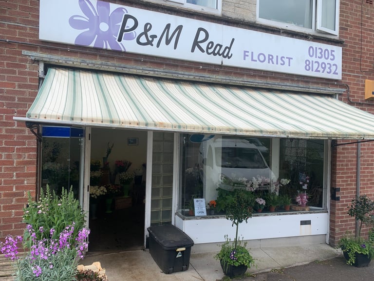 P 7 M Read, Florists in Dorchester Road, Upwet, Dorset