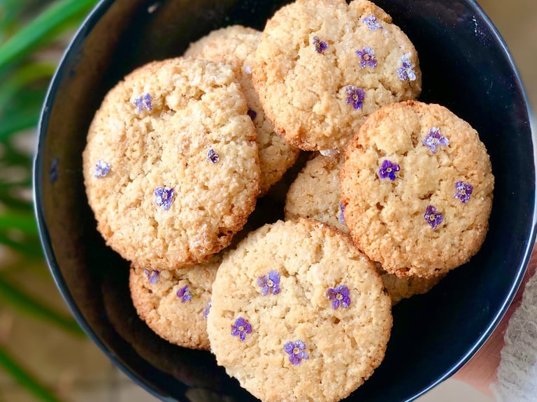 Biscuit aux fleurs de merisier