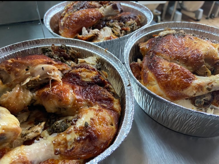 pollos asados del palacio del pollo en morón de la frontera