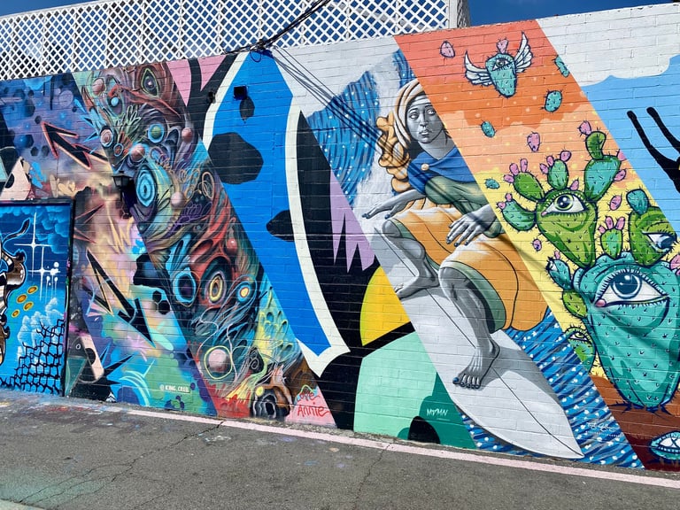 Alley Art Wall @ 550 Grand Avenue