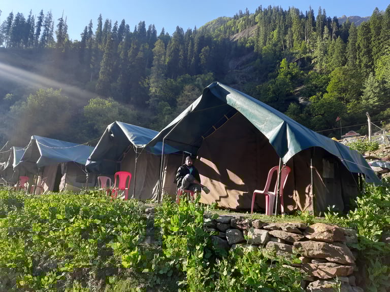 Kheerganga Trek Camping | Himtrip