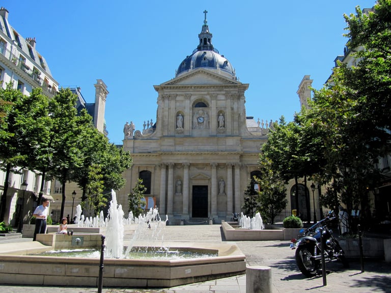 Latin Quarter Walking Tour
