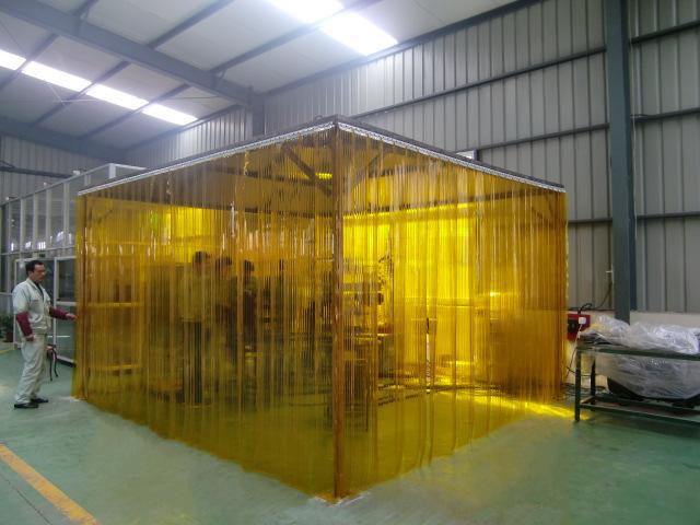 yellow welding screen curtain