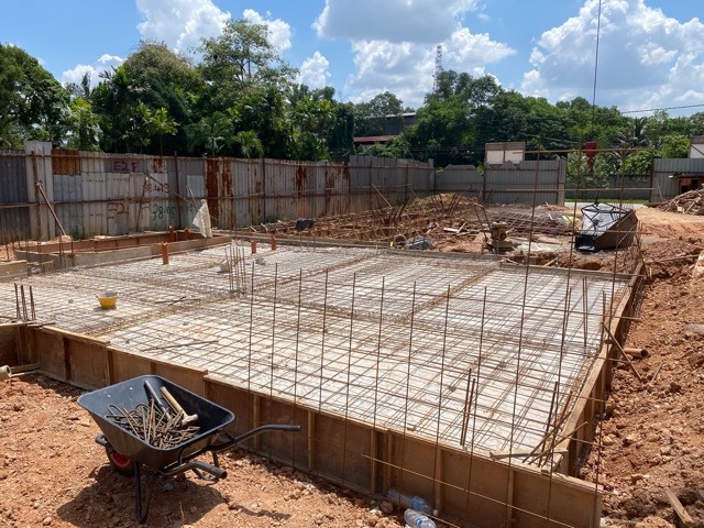 Site delay due to imported machinery backlog in Malaysia