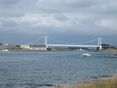Ty Bayon - Présentation de Belz - Le Pont-Lorois et la grotte de Port Niscop