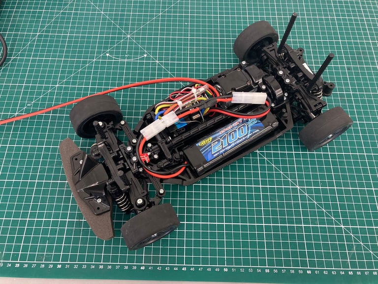 Hydrogen-powered radio controller car