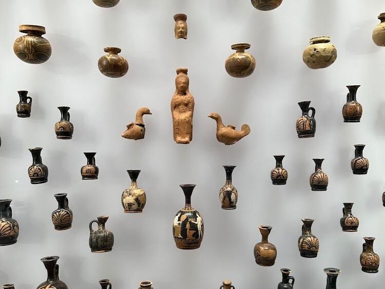 Kvapiųjų substancijų butelikai Graikijoje 