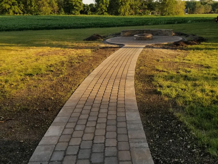 outdoor firepit / patio