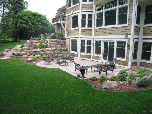 book your estimate with the retaining wall group