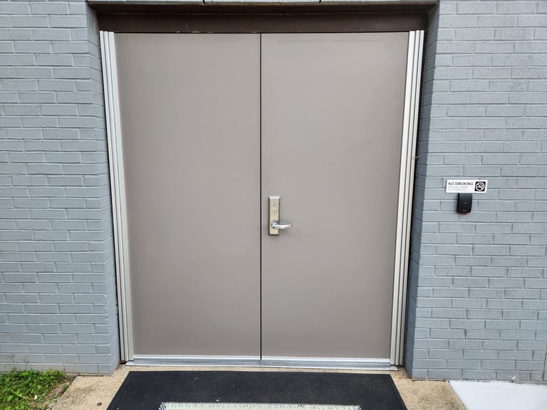 commercial door company